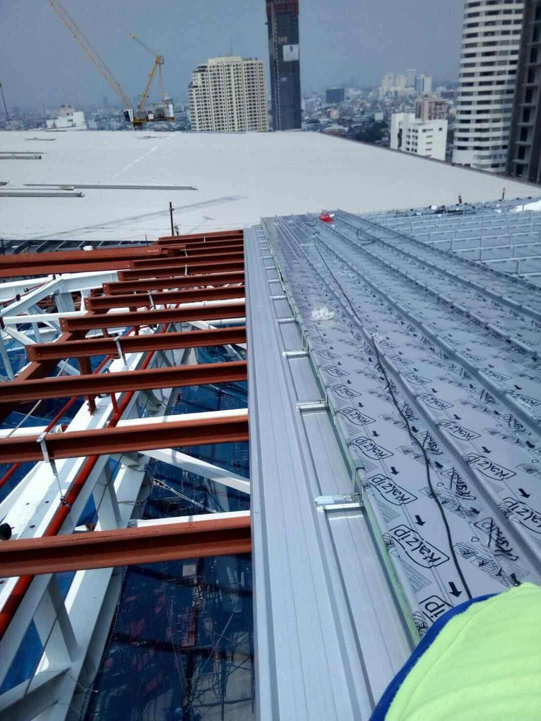 Kalzip stand seam roof panel installation(1)